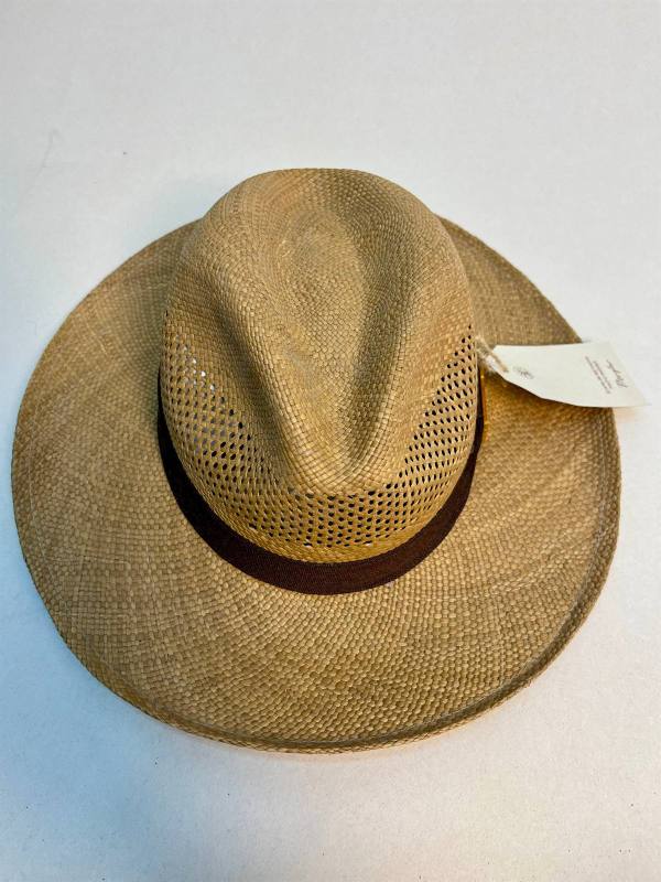 Elegancia Andina, sombrero aguadeño original tejido a mano en palma de iraca — artesanía colombiana de Manglar