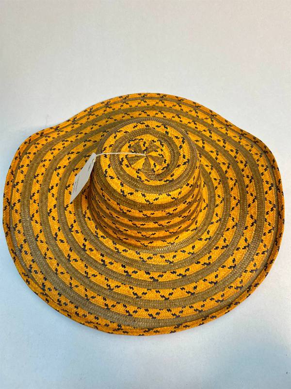Sol Zenú, sombrero vueltiao original tejido a mano en caña flecha — artesanía colombiana de Manglar